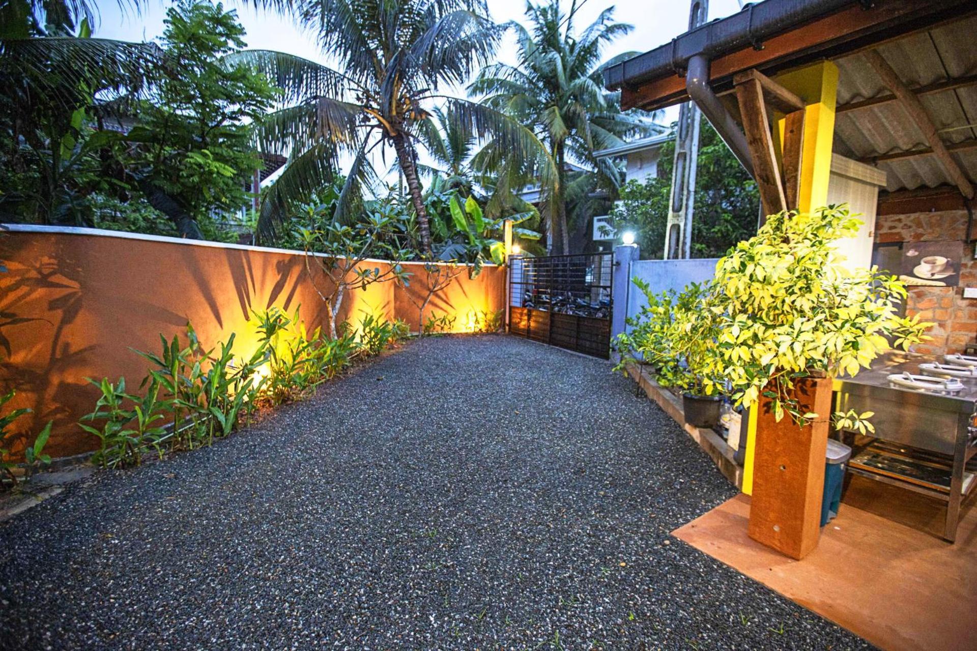 Arcadia Resort Hikkaduwa Exterior photo