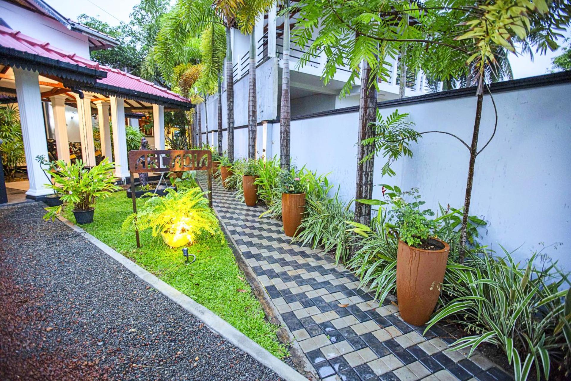 Arcadia Resort Hikkaduwa Exterior photo