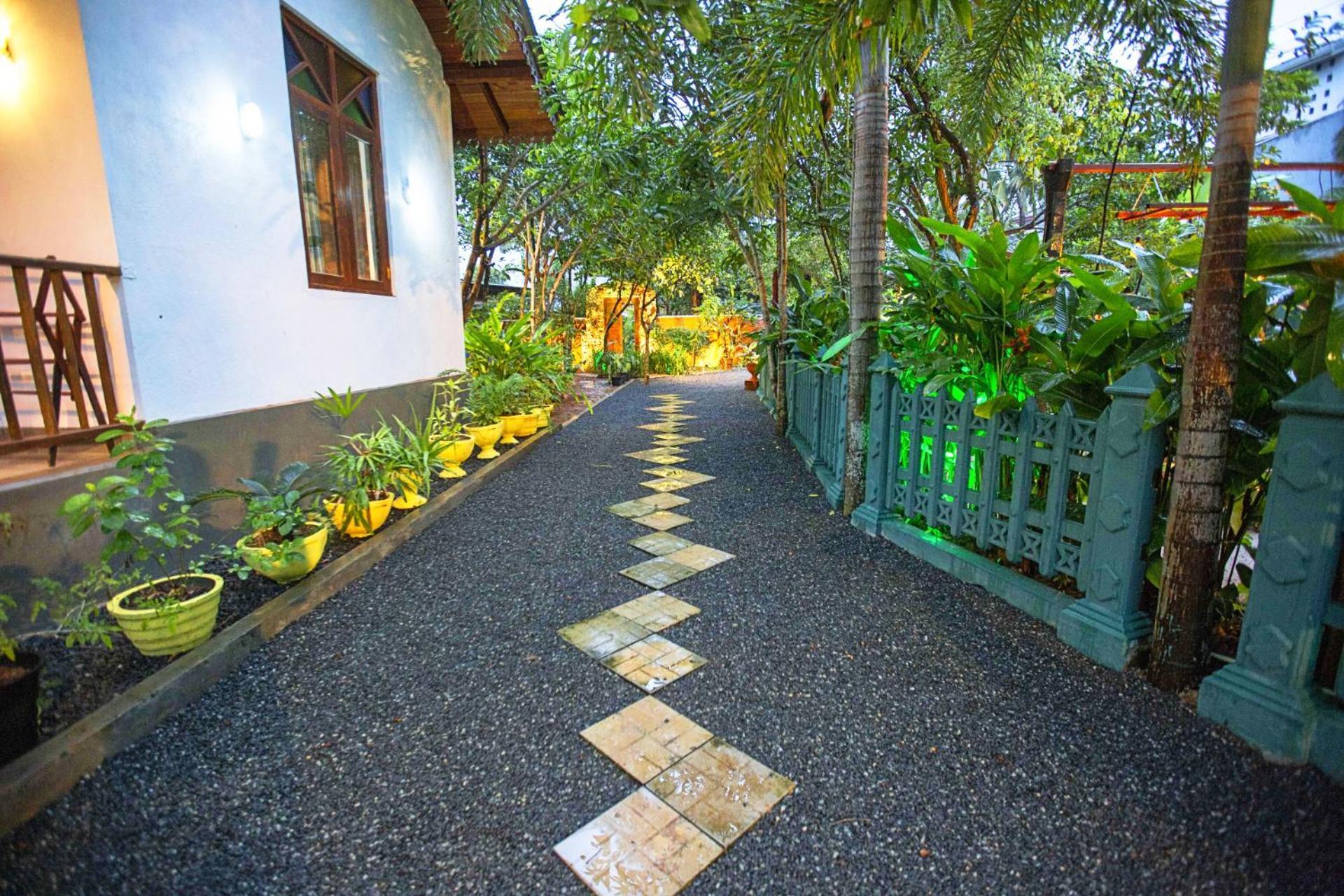 Arcadia Resort Hikkaduwa Exterior photo